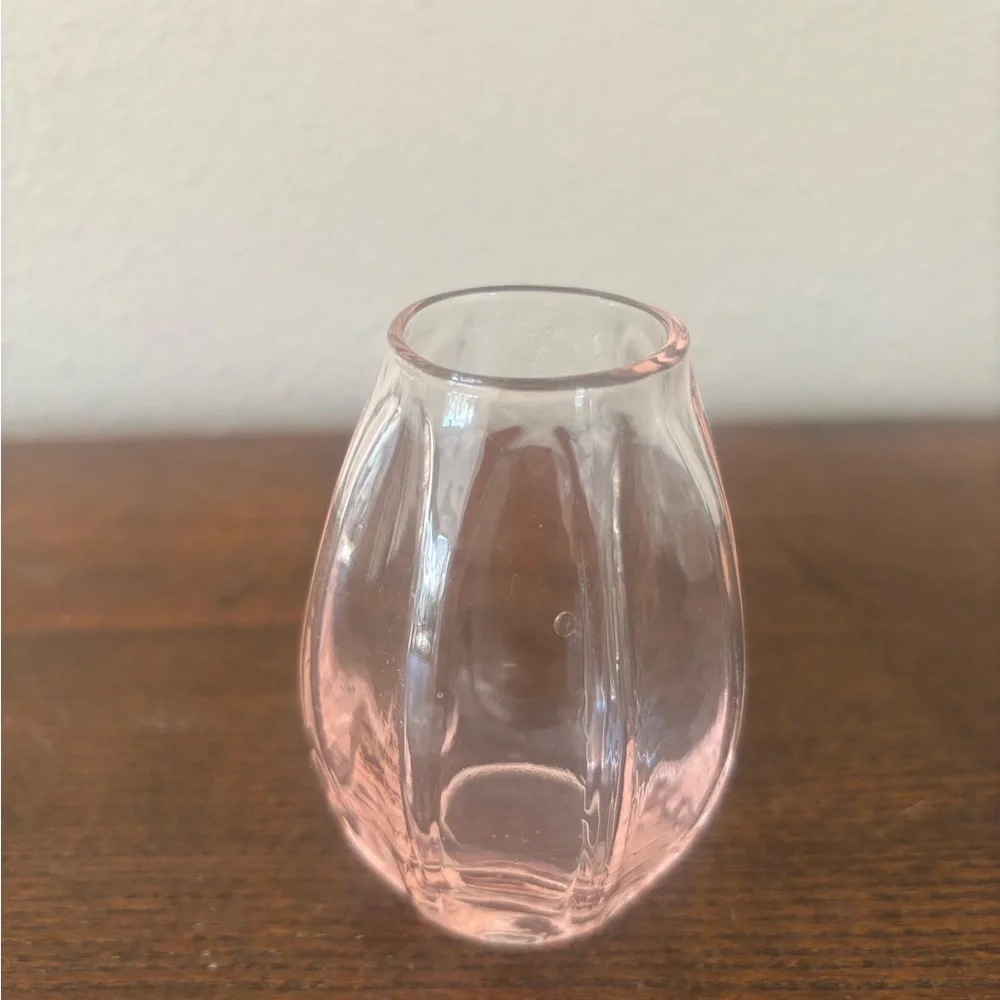 Williams-Sonoma tulip bud vases pink